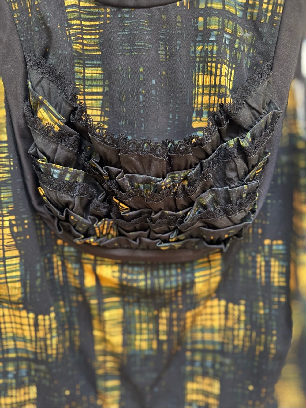 Prada F/W10 Runway Abstract Grid Sleeveless Top - Picture 4 of 12
